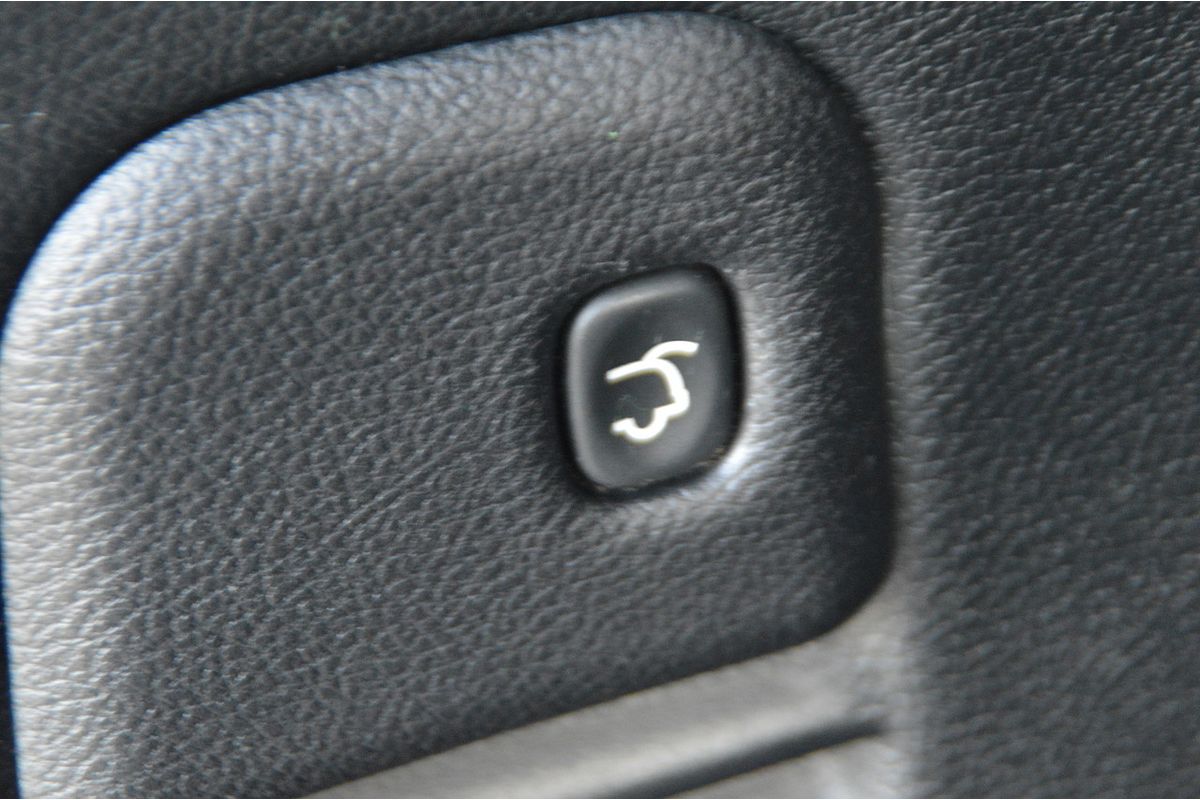 2012 Jeep Grand Cherokee Limited WK