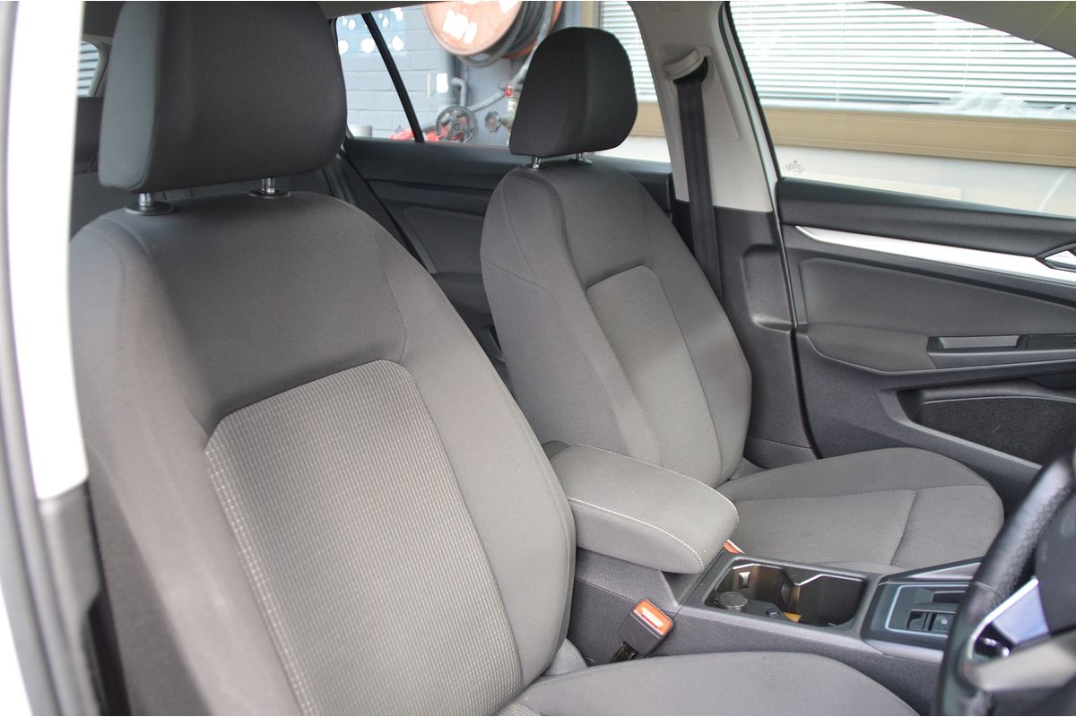 2021 Volkswagen Golf 110TSI 8
