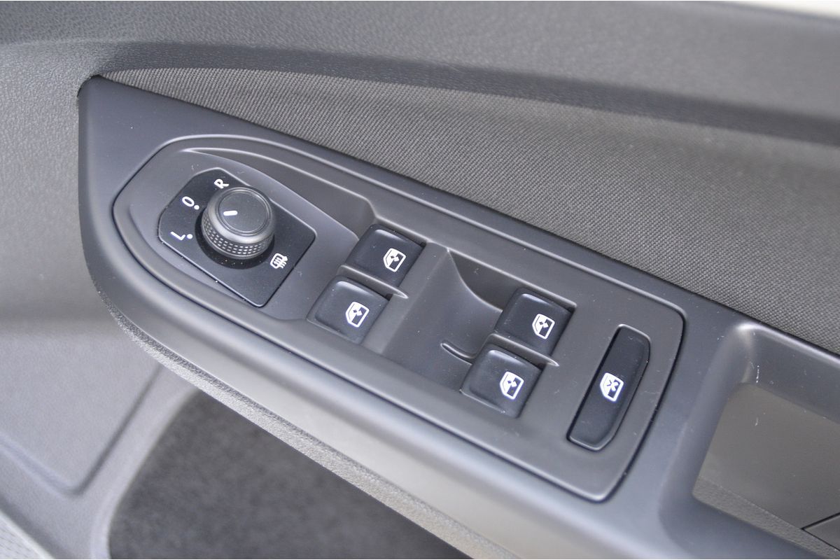 2021 Volkswagen Golf 110TSI 8