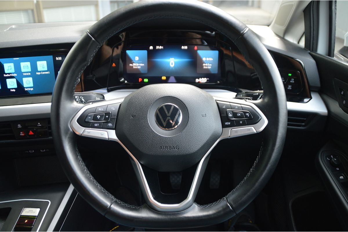 2021 Volkswagen Golf 110TSI 8