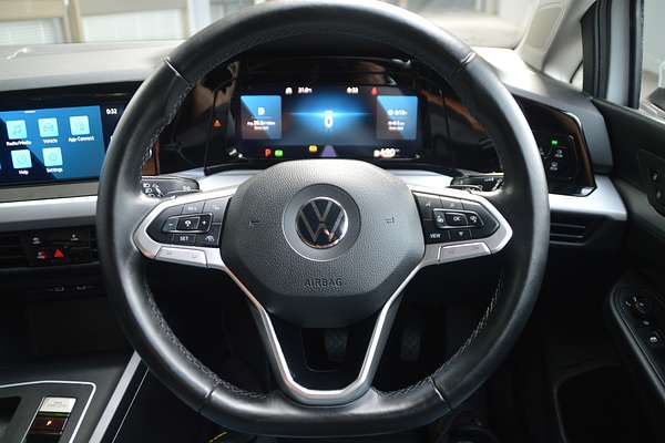 2021 Volkswagen Golf 110TSI 8