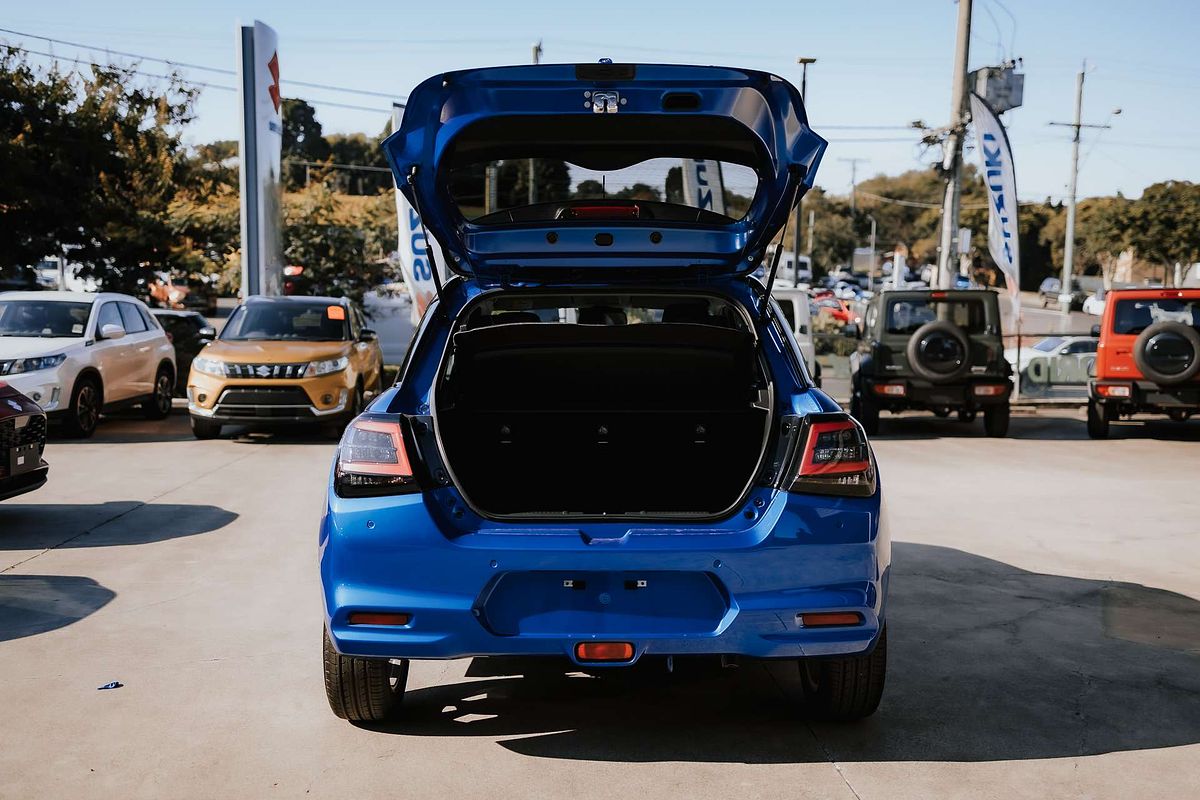 2025 Suzuki Swift Hybrid Plus UZ