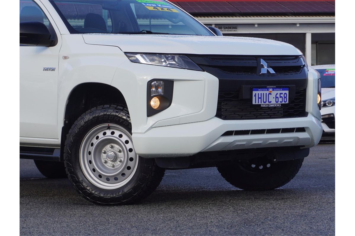 2022 Mitsubishi Triton GLX MR 4X4