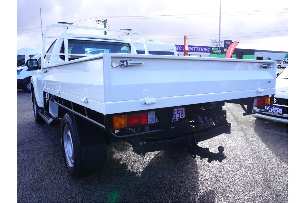 2022 Mitsubishi Triton GLX MR 4X4