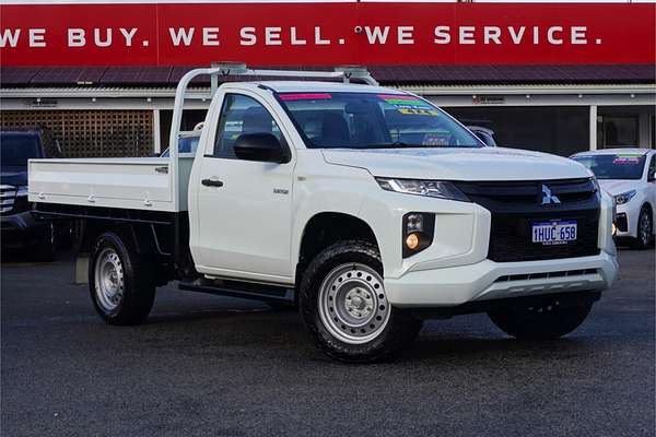 2022 Mitsubishi Triton GLX MR 4X4