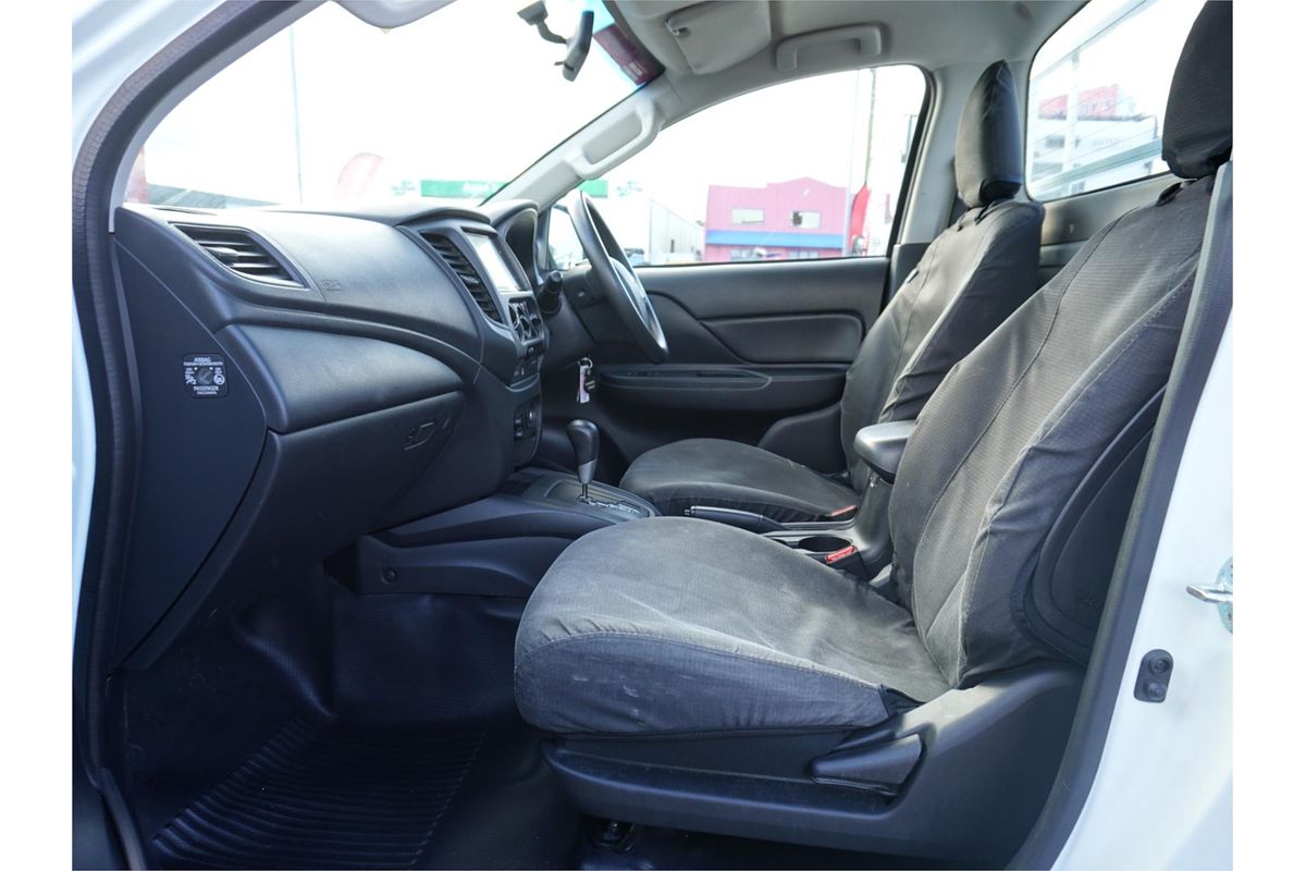 2022 Mitsubishi Triton GLX MR 4X4