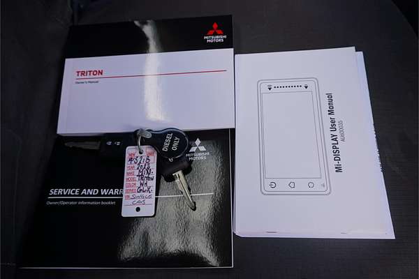 2022 Mitsubishi Triton GLX MR 4X4