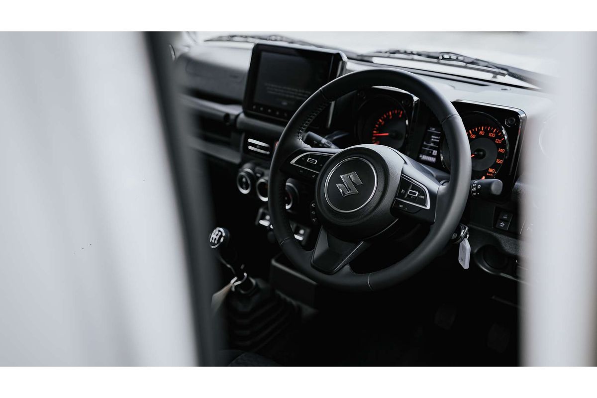 2025 Suzuki Jimny GLX GJ