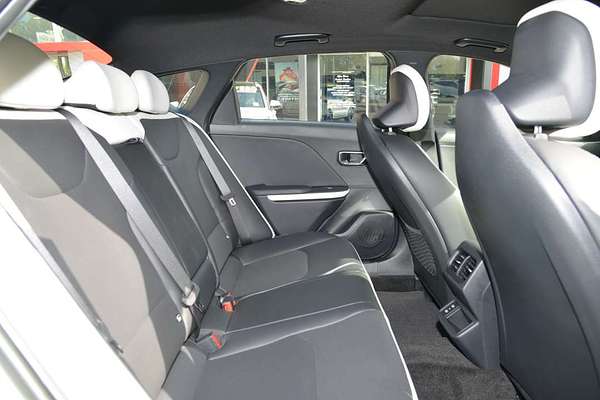 2025 Kia K4 GT-Line CL4m