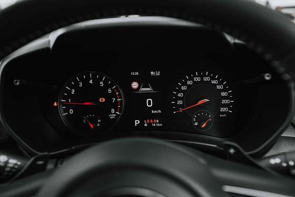 2025 Suzuki Swift Hybrid GLX UZ