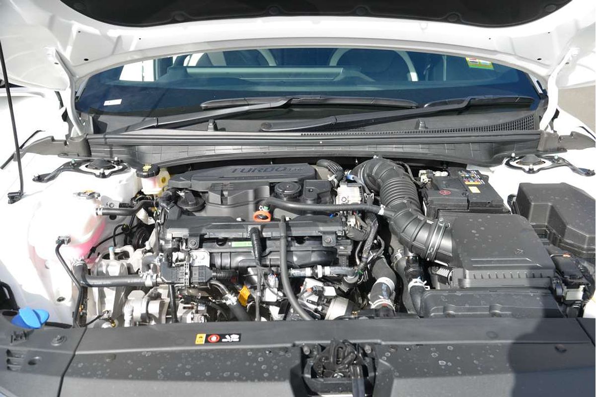 2025 Kia K4 GT-Line CL4m