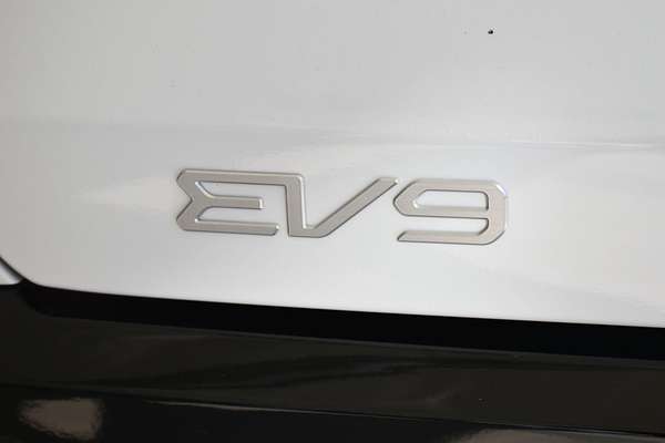 2024 Kia EV9 GT-Line MV
