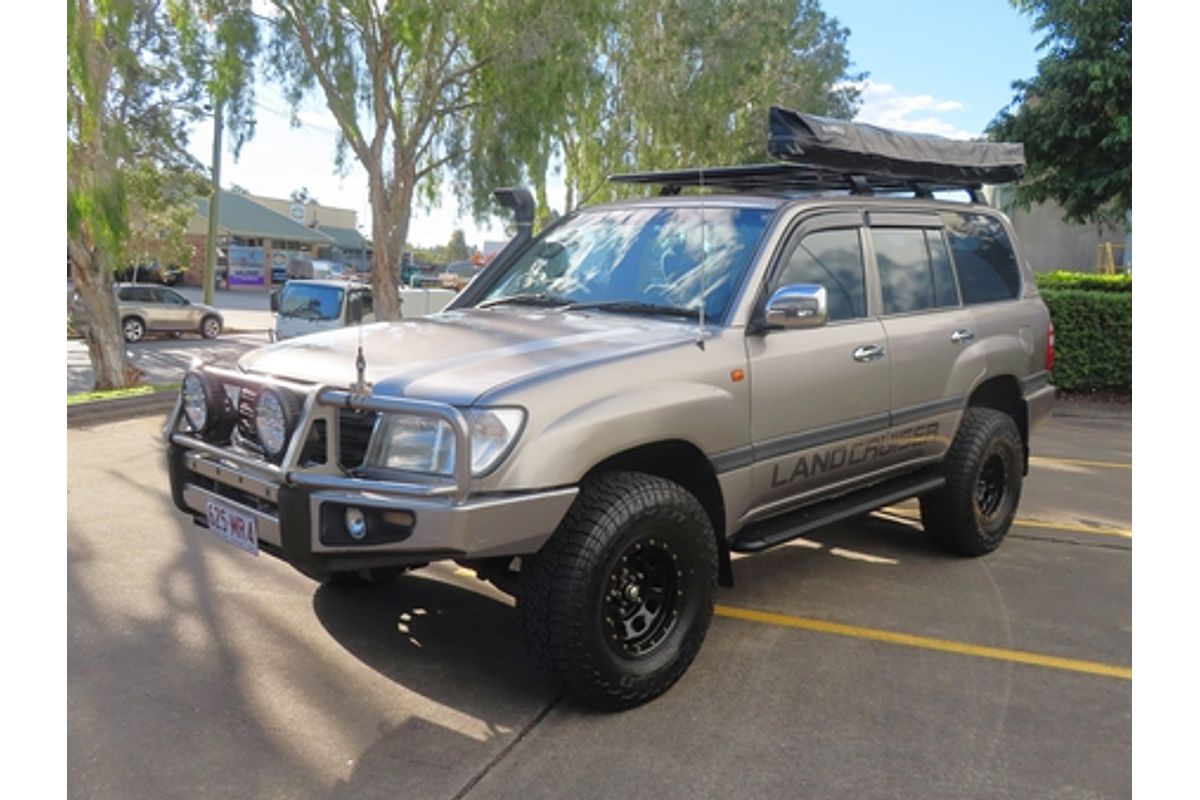 2004 Toyota Landcruiser GXL UZJ100R