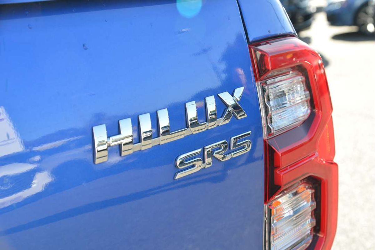 2023 Toyota Hilux SR5 GUN126R 4X4