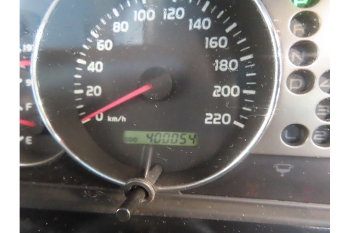 2004 Toyota Landcruiser GXL UZJ100R
