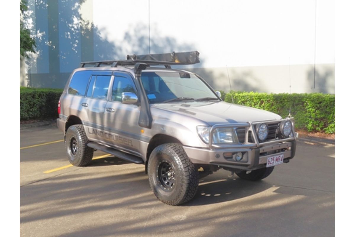2004 Toyota Landcruiser GXL UZJ100R