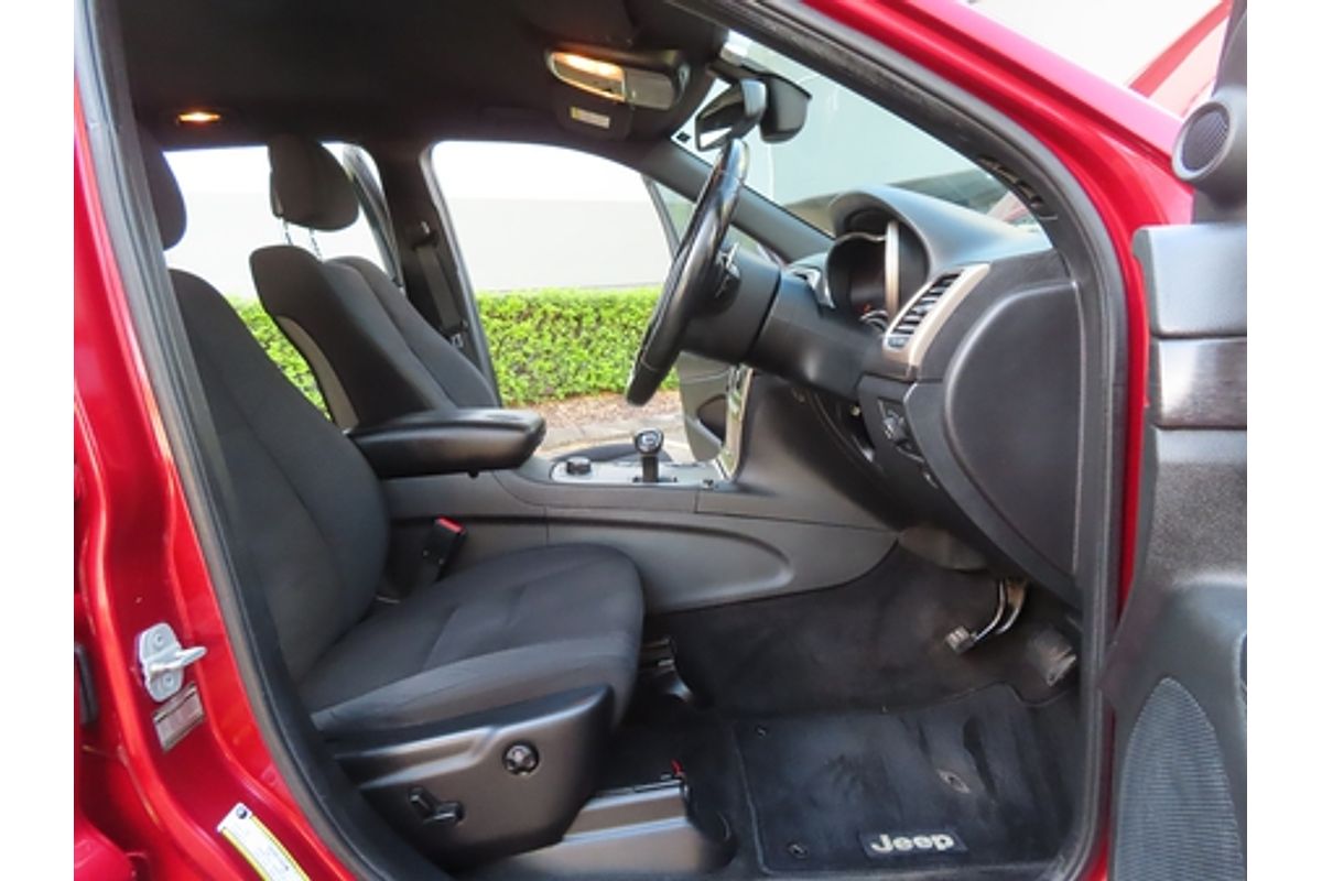 2013 Jeep Grand Cherokee Laredo WK
