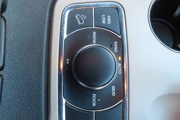 2013 Jeep Grand Cherokee Laredo WK