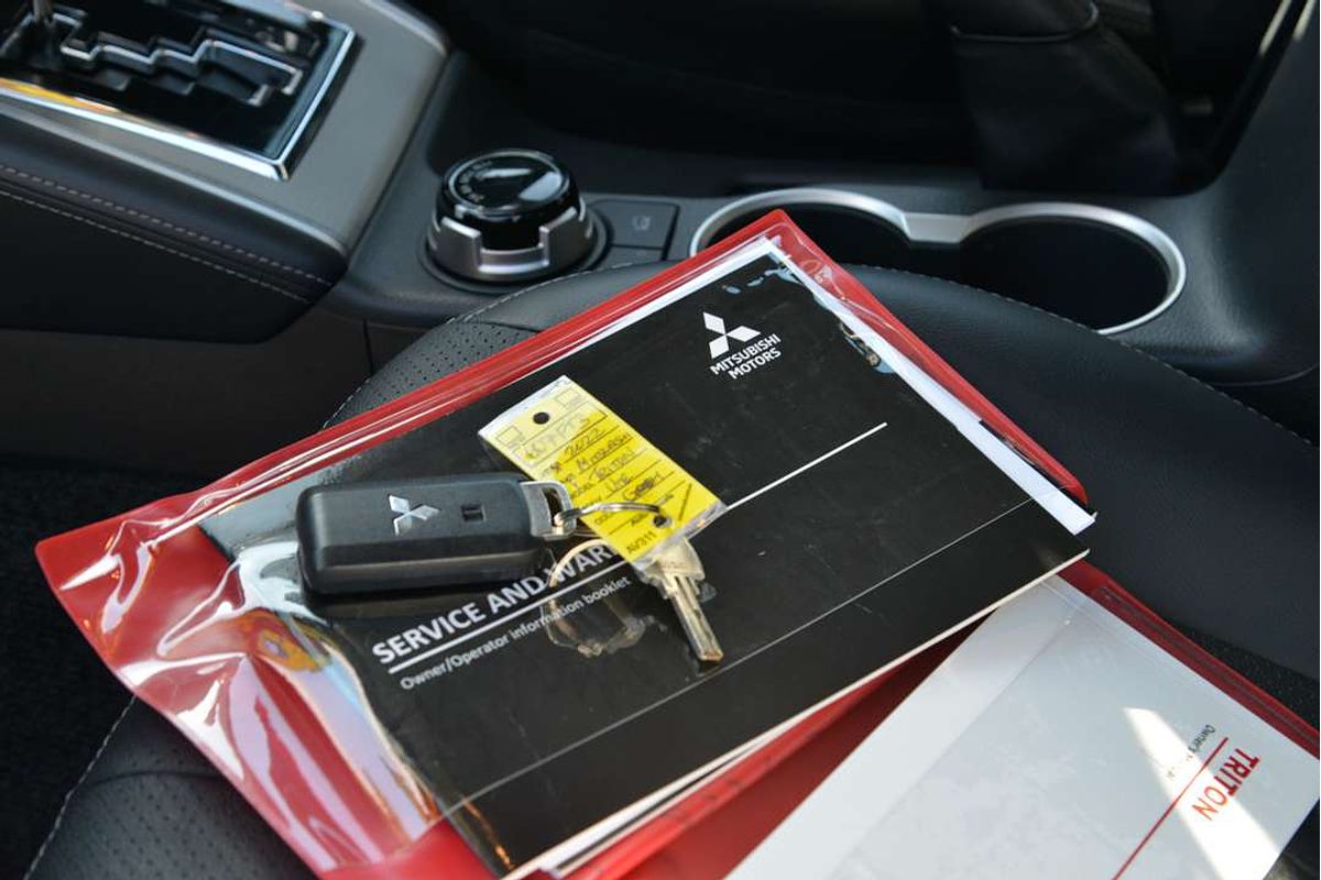 2022 Mitsubishi Triton GSR MR 4X4