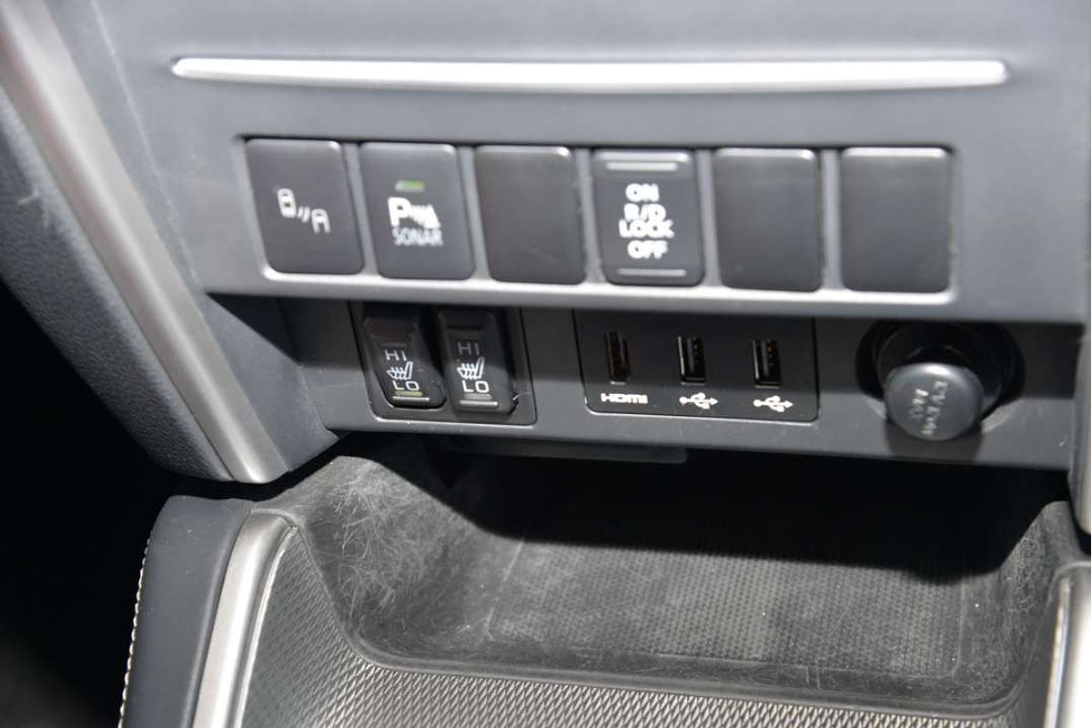 2022 Mitsubishi Triton GSR MR 4X4