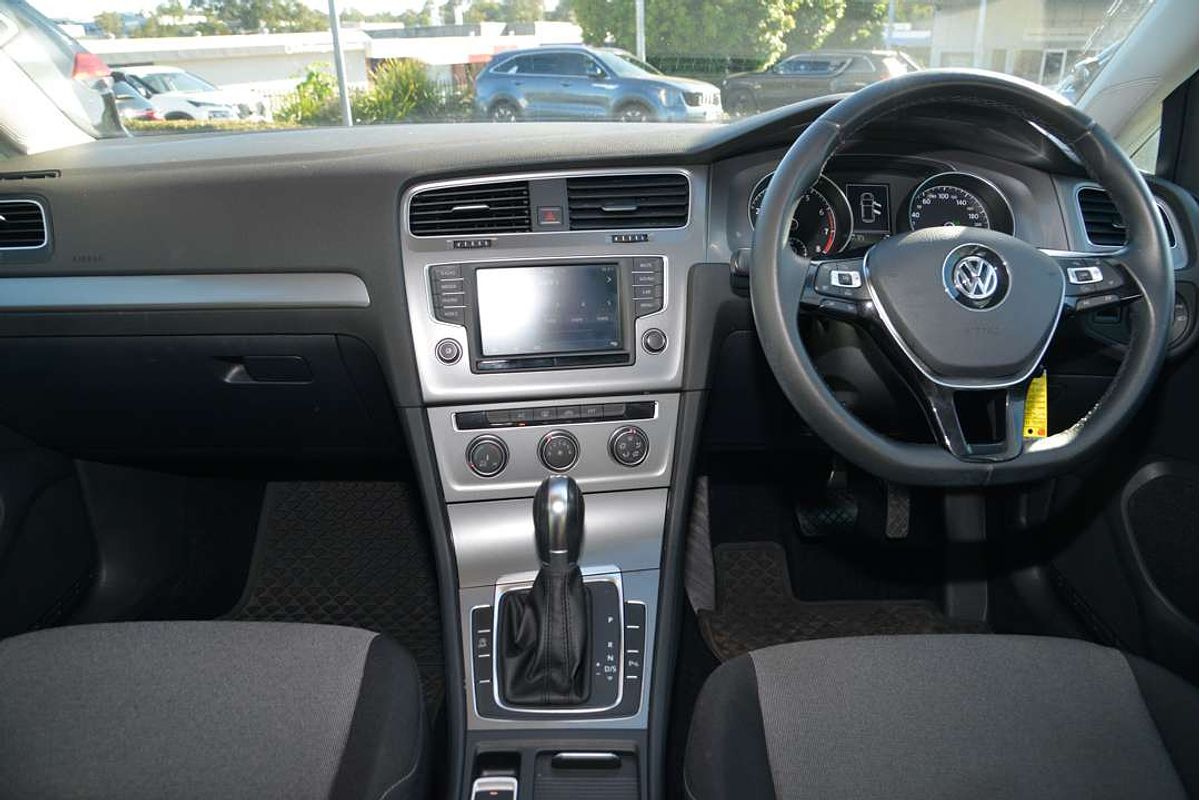 2017 Volkswagen Golf 92TSI Trendline 7