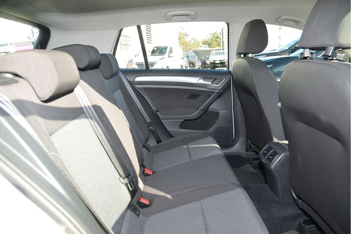 2017 Volkswagen Golf 92TSI Trendline 7