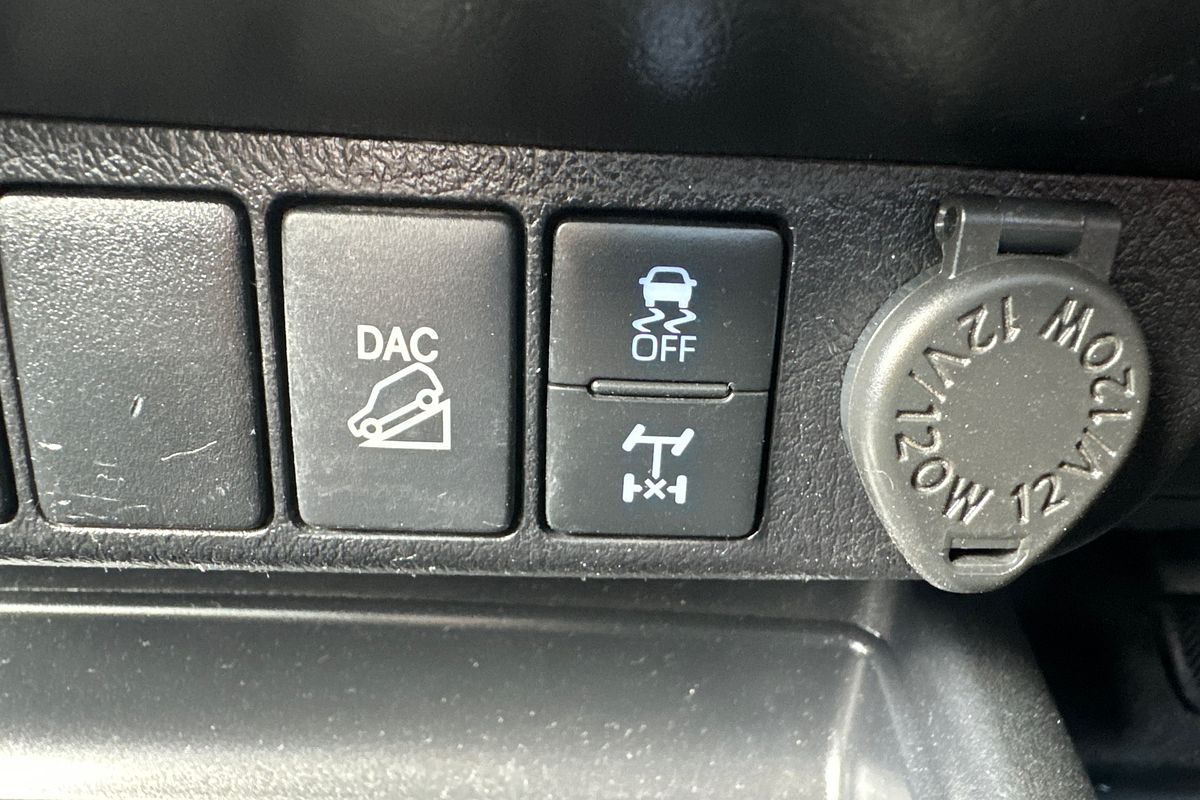 2022 Toyota Hilux SR GUN126R 4X4