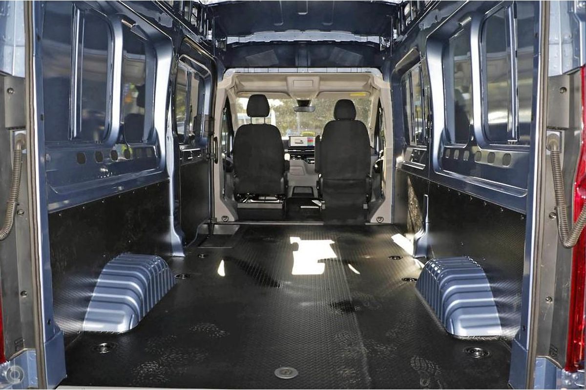 2024 LDV Deliver 9 LWB
