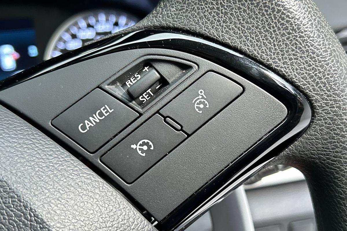2024 Mitsubishi Eclipse Cross ES YB