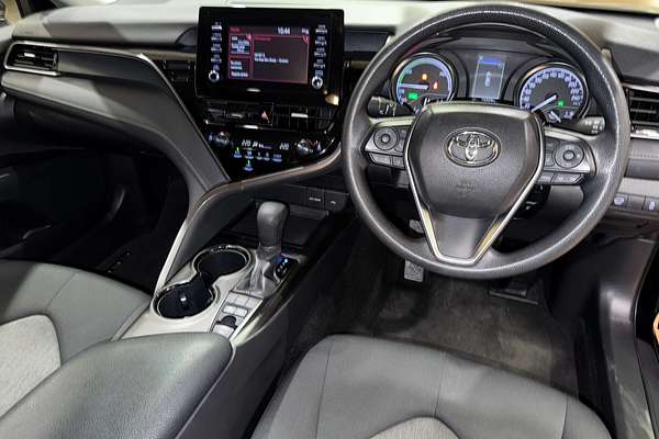 2024 Toyota Camry Ascent AXVH70R