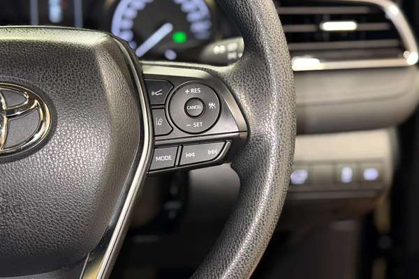 2024 Toyota Camry Ascent AXVH70R