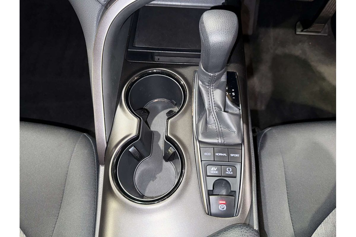 2024 Toyota Camry Ascent AXVH70R