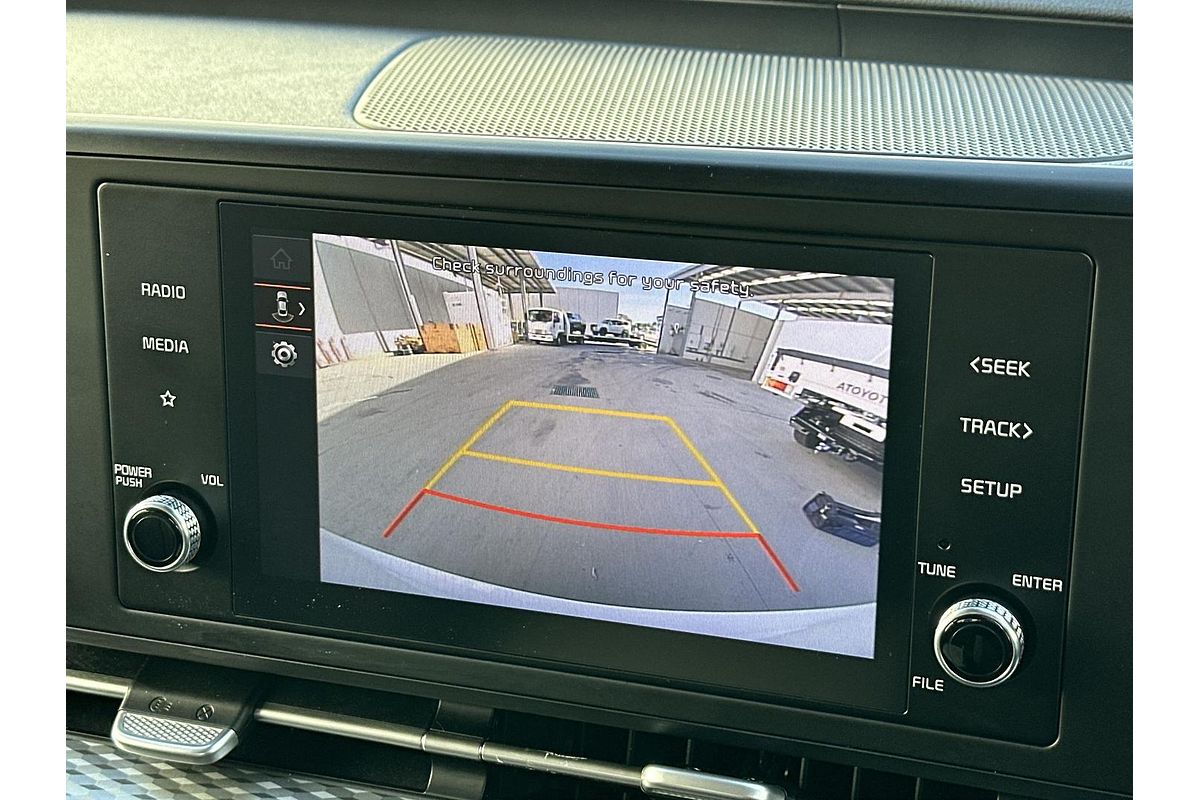 2023 Kia Carnival S KA4