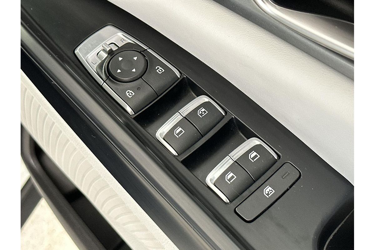 2023 Kia Carnival S KA4