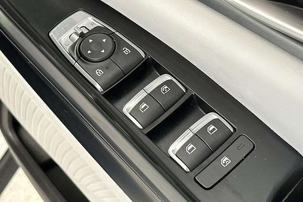 2023 Kia Carnival S KA4