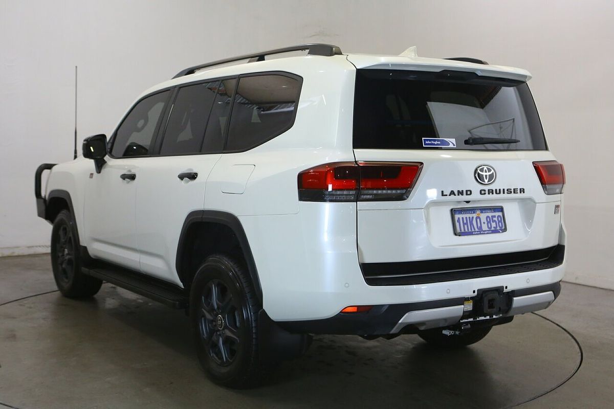 2021 Toyota Landcruiser GR Sport FJA300R