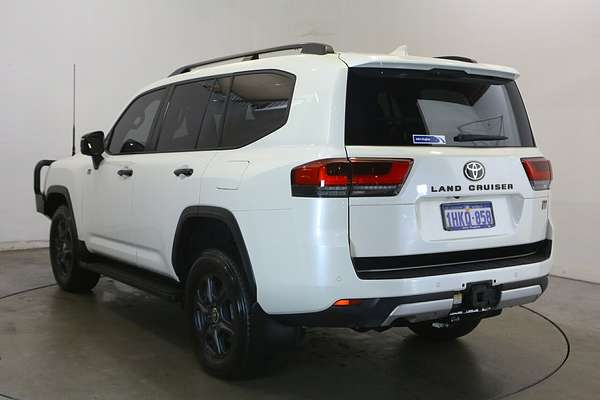 2021 Toyota Landcruiser GR Sport FJA300R
