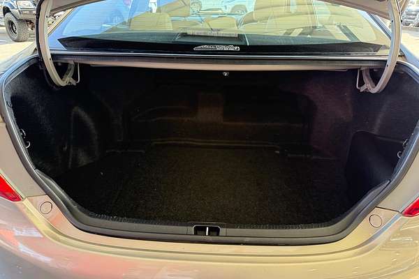 2015 Toyota Camry Hybrid HL AVV50R