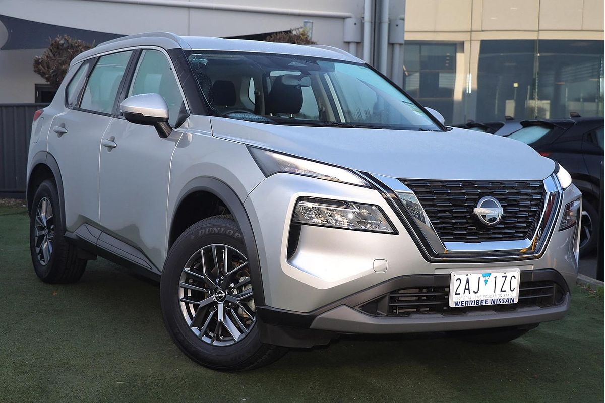 2024 Nissan X-TRAIL ST T33