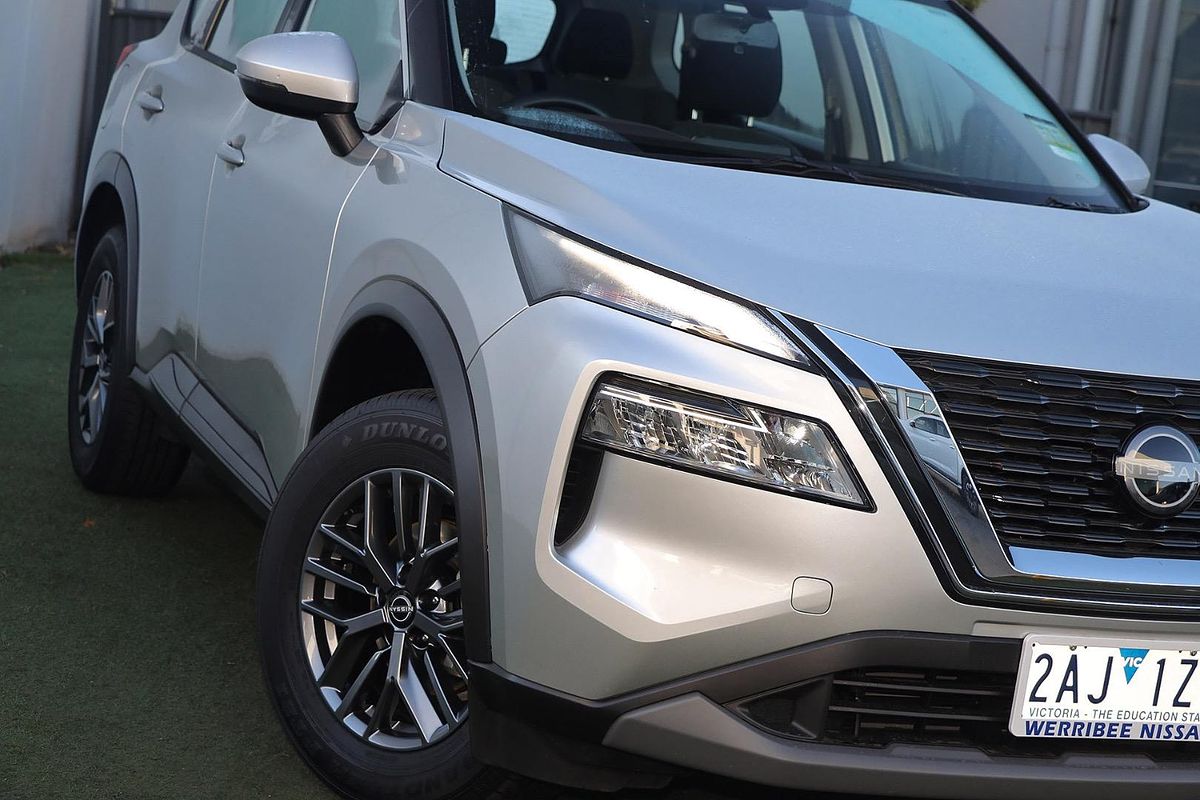 2024 Nissan X-TRAIL ST T33