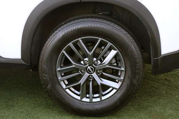 2025 Nissan X-TRAIL ST T33