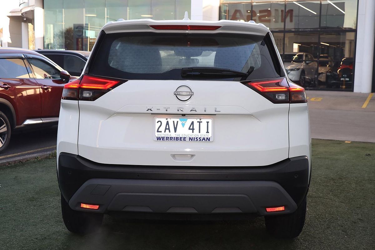 2025 Nissan X-TRAIL ST T33