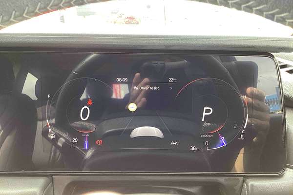 2025 Mahindra XUV700 AX7L