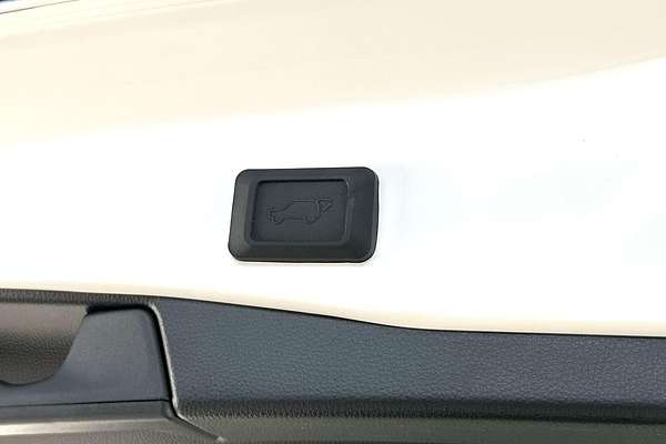 2024 Toyota RAV4 Cruiser AXAH54R