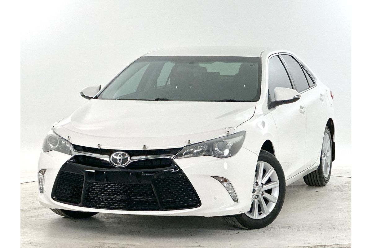 2017 Toyota Camry Atara S ASV50R