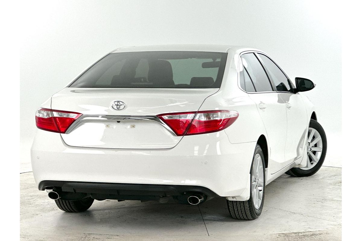 2017 Toyota Camry Atara S ASV50R