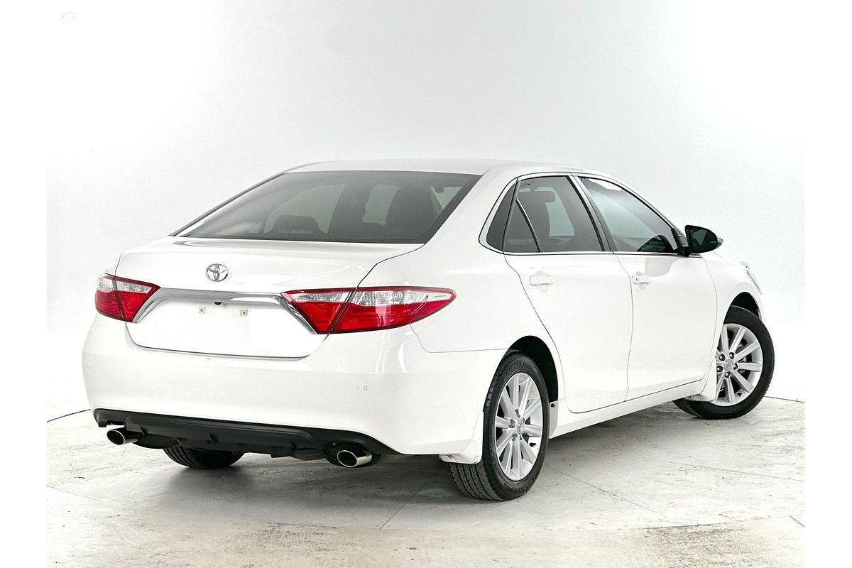 2017 Toyota Camry Atara S ASV50R