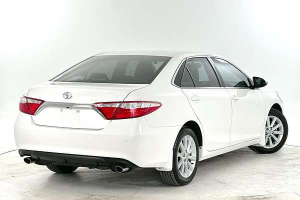 2017 Toyota Camry Atara S ASV50R