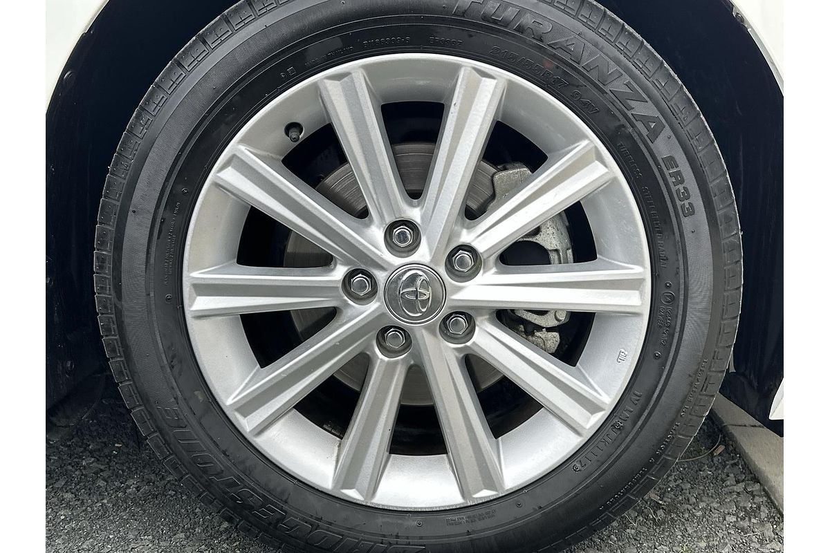 2017 Toyota Camry Atara S ASV50R
