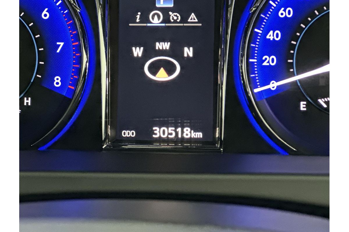 2017 Toyota Camry Atara S ASV50R